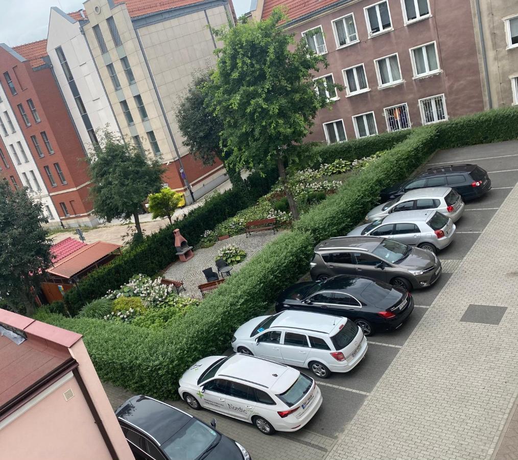 Apartament West - Targ Rybny Apartamento Gdansk Exterior foto